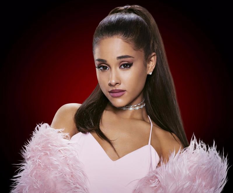 ariana-grande-stremites-k-mechte-1